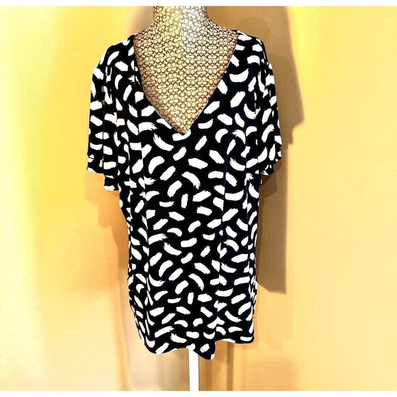 Calvin Klein Top NWT - Picture 1 of 12